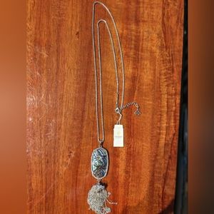NWT Kendra Scott Rayne Necklace in Abalone Shell